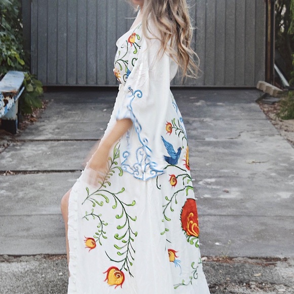 STUNNING cotton embroidered dress - Picture 10 of 11